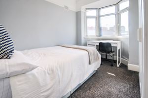 Photo 16- click for photo gallery